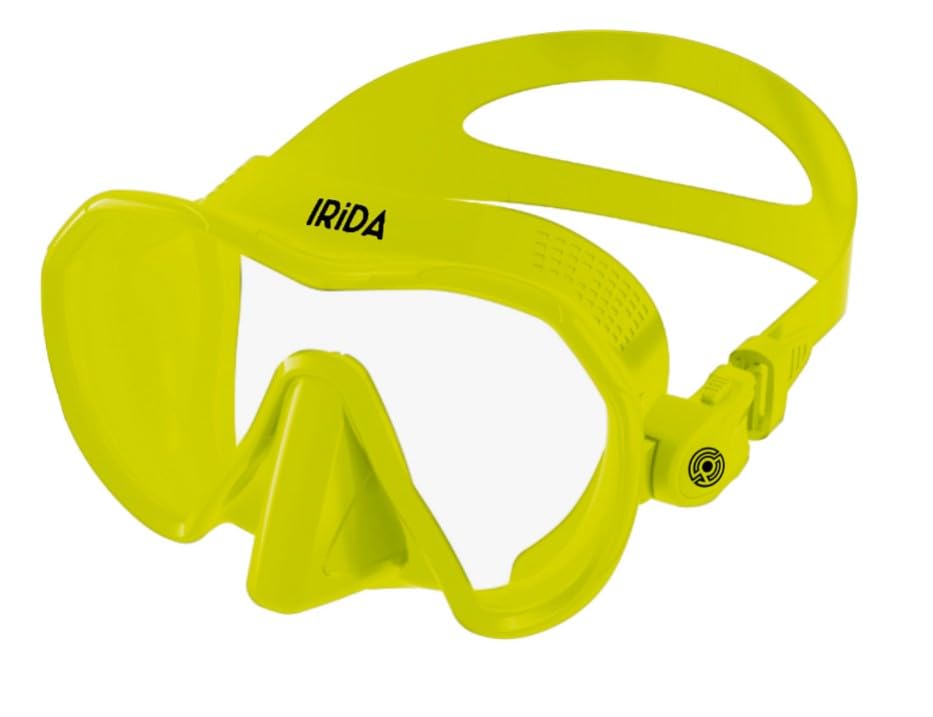 Low Volume Single-Lens Dive Mask with Tempered Glass